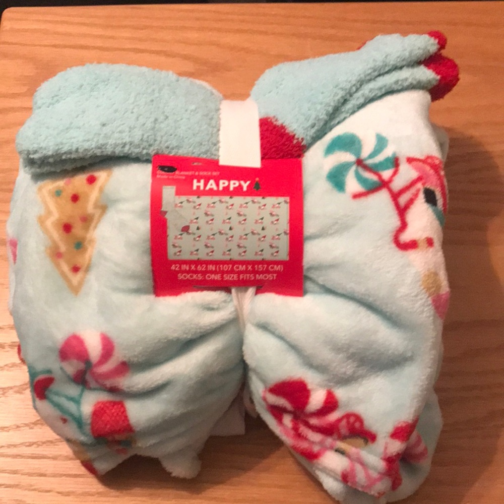 Blanket/sock set